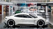 Muzeum Porsche a Mercedes-Benz