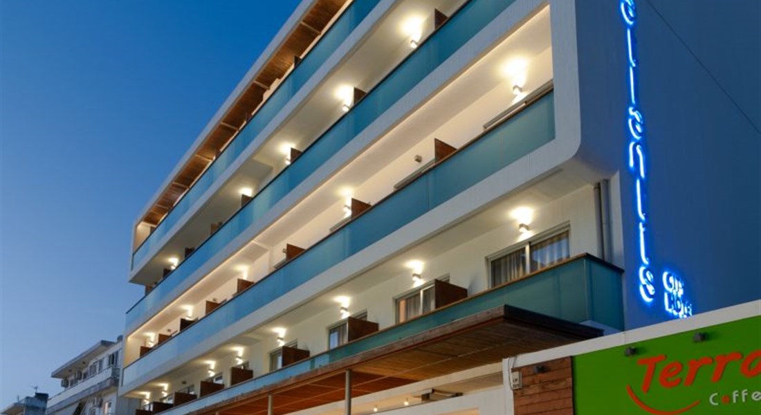Atlantis City Hotel