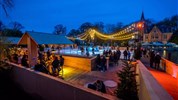 Silvestr v Bruggách - Winter Bar - výhled na plovoucí kluziště