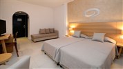 Golden Beach Hotel