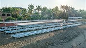 Palmeras Beach Hotel