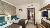 Luna Blanca Resort
