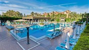 Luna Blanca Resort