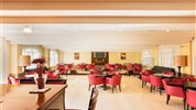 Oasis Hotel