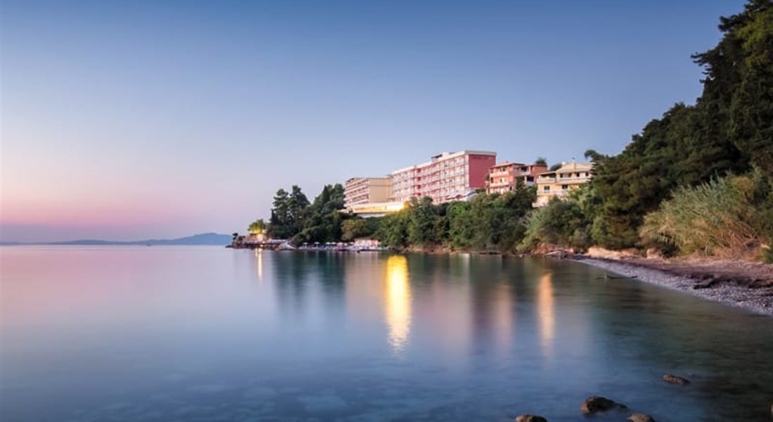Oasis Hotel