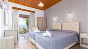 Oasis Hotel