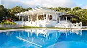 Mr & Mrs White Corfu