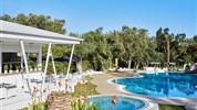 Mr & Mrs White Corfu
