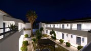 Sungate Hotel