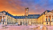 Carcassonne a perly jižní Francie – historie, víno a moře