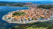 Carcassonne a perly jižní Francie – historie, víno a moře